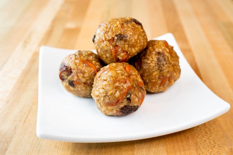 Carrot Cake Bites Small 76 scaled Copy 768x512